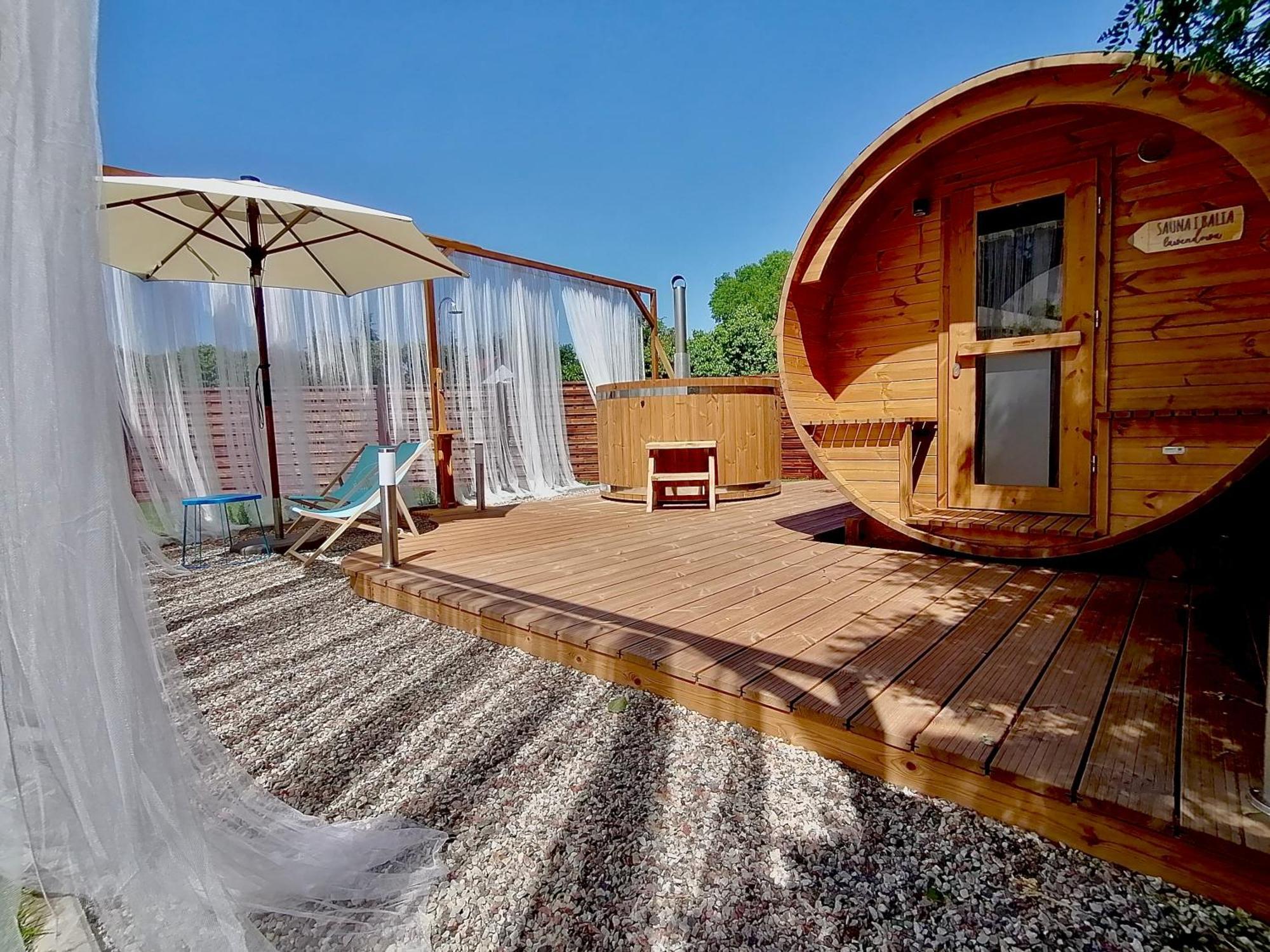 Jak Tu Ladnie - Osada I Siedlisko Mikolajki  Exterior photo